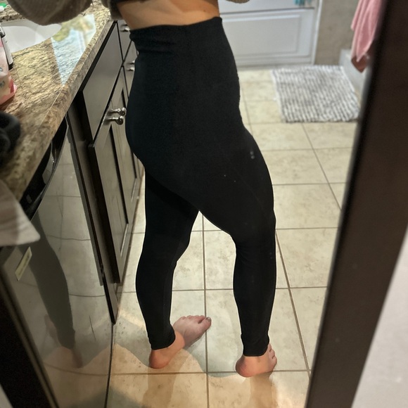 Manduka Black Essential High Line Extra High Waisted Black Leggings Size Small. - Picture 5 of 5